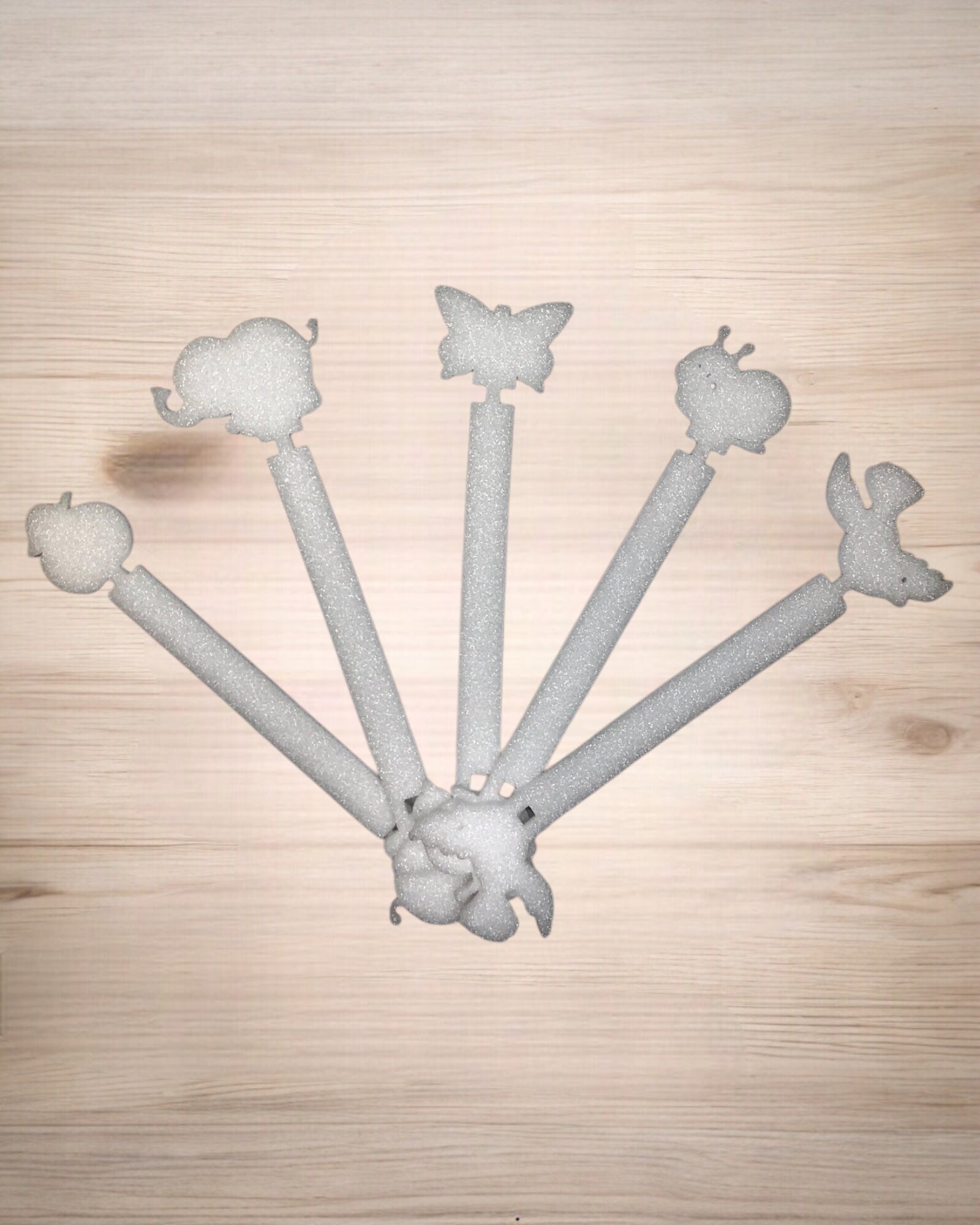 Serviettenringe mit Tiermotiven aus Schaumstoff weiß