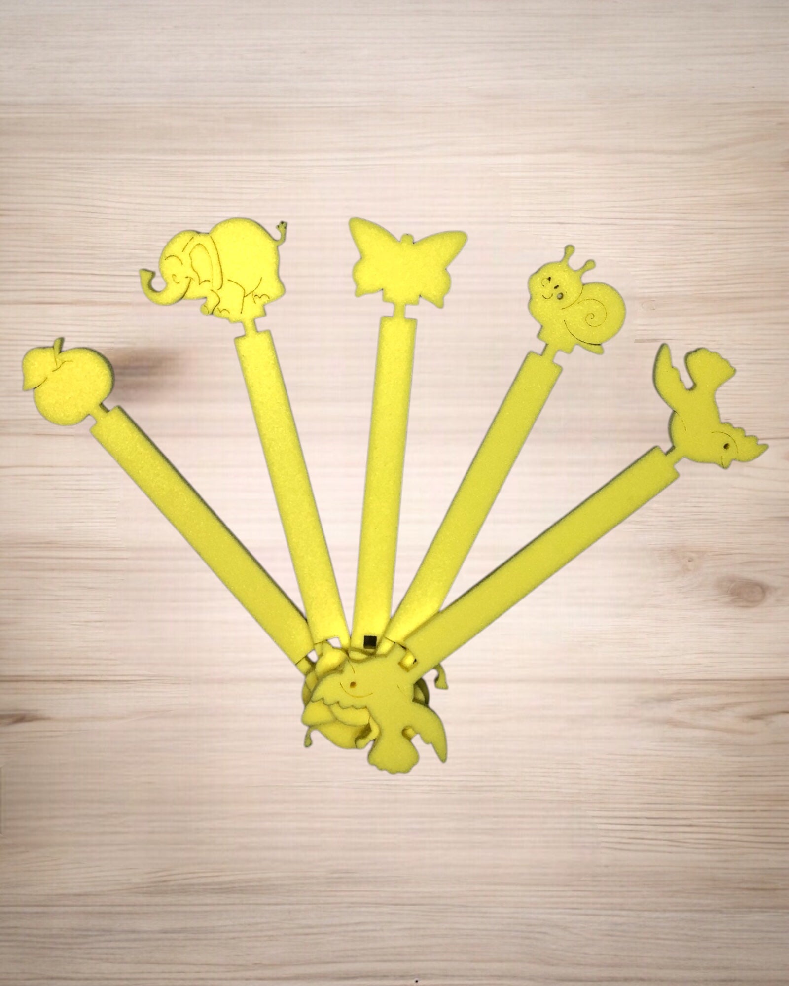 Serviettenringe mit Tiermotiven aus Schaumstoff gelb