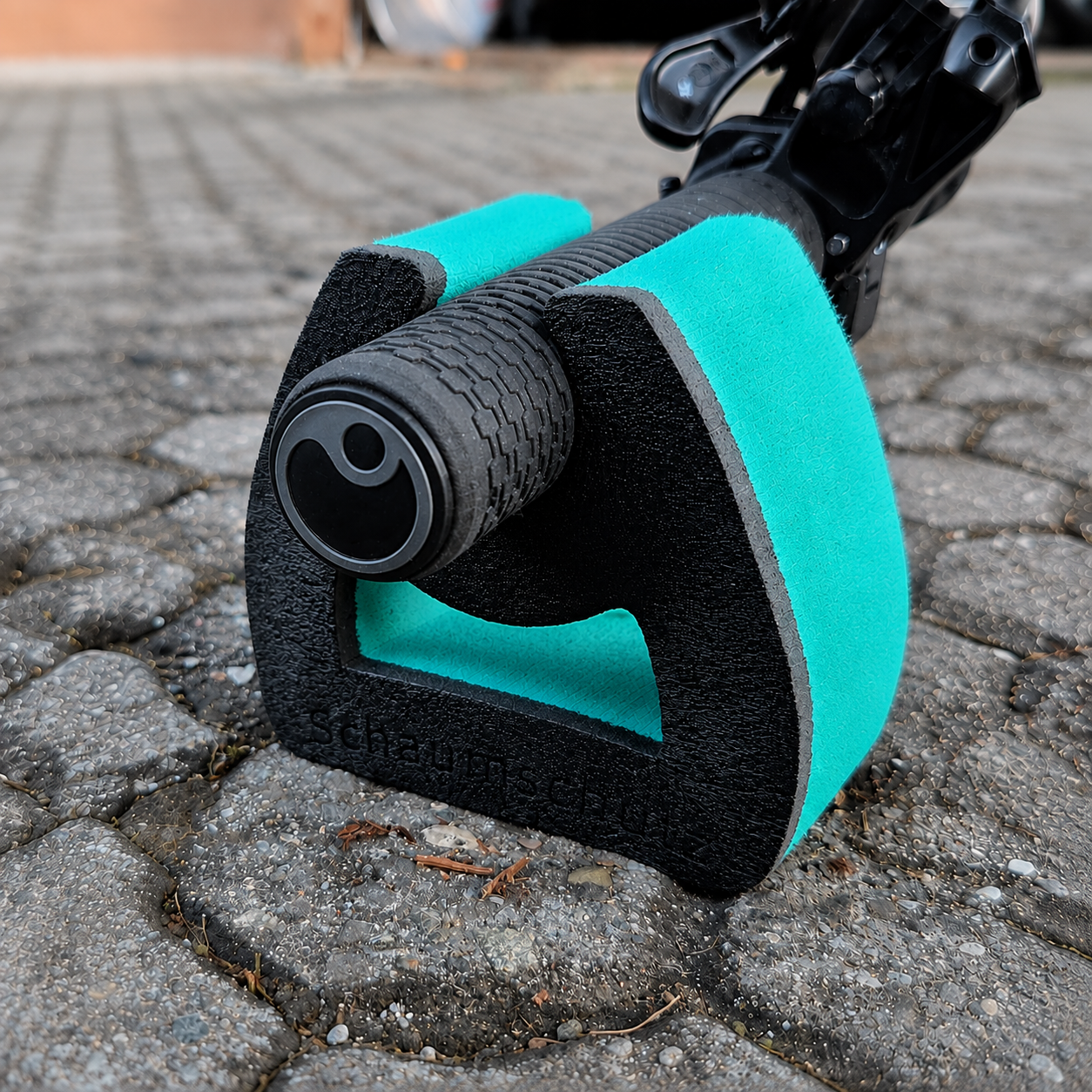Fahrrad-Butler Abstellset aus Schaumstoff mit einklipsbaren Lenkerauflagen oder Lenkerständer und Sattelunterlage in grün