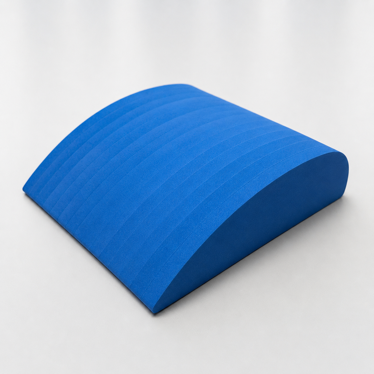Blauer Rückenstrecker aus PE-Schaumstoff für Dehnübungen, Mobility und Rückentraining, ca. 29 × 24 × 8 cm